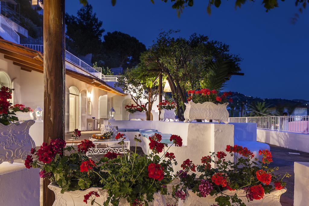 La Villa Resort & Spa Sant'Angelo  Ruang foto